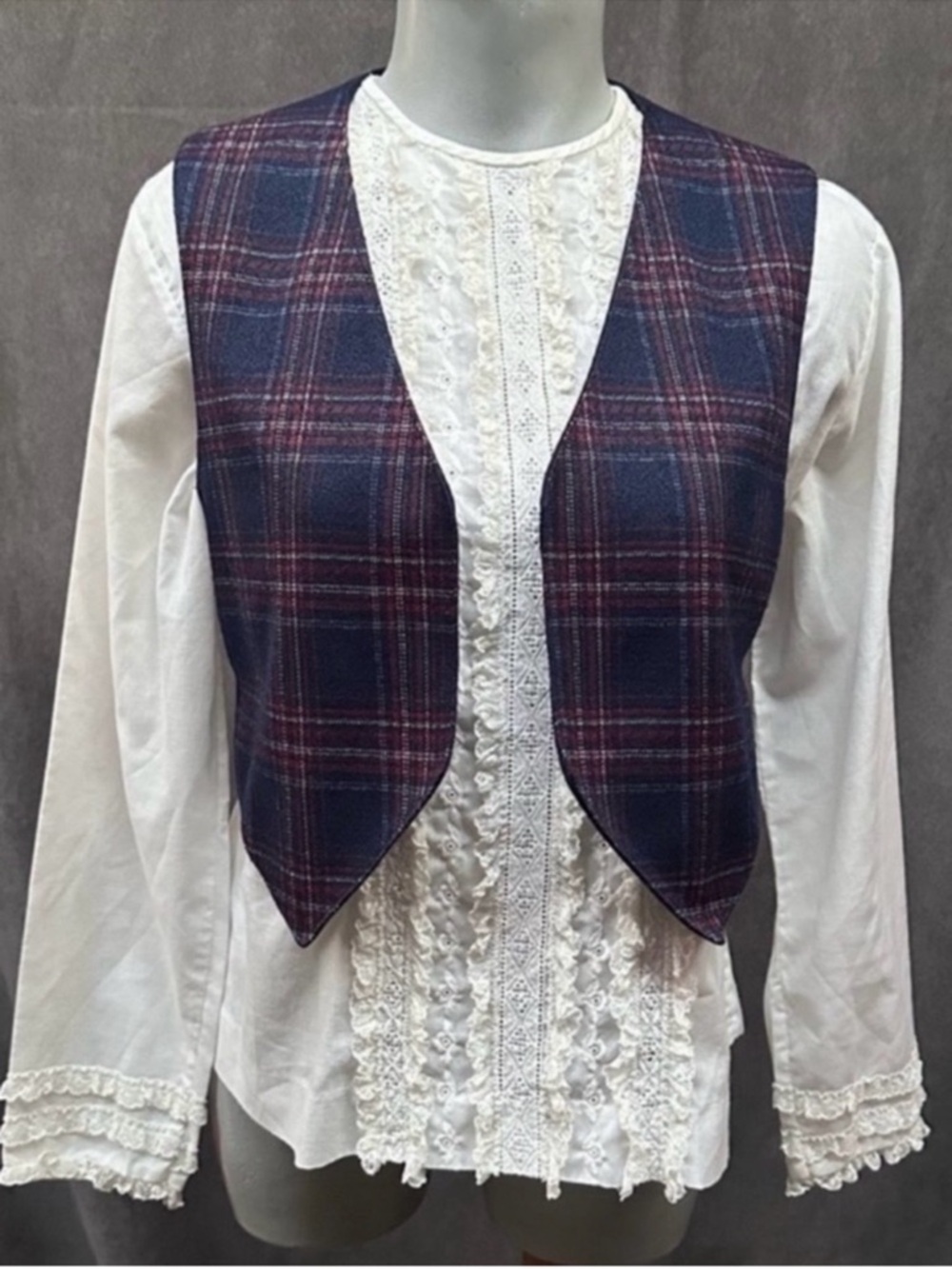 Vintage plaid vest women’s academia school girl XS/S